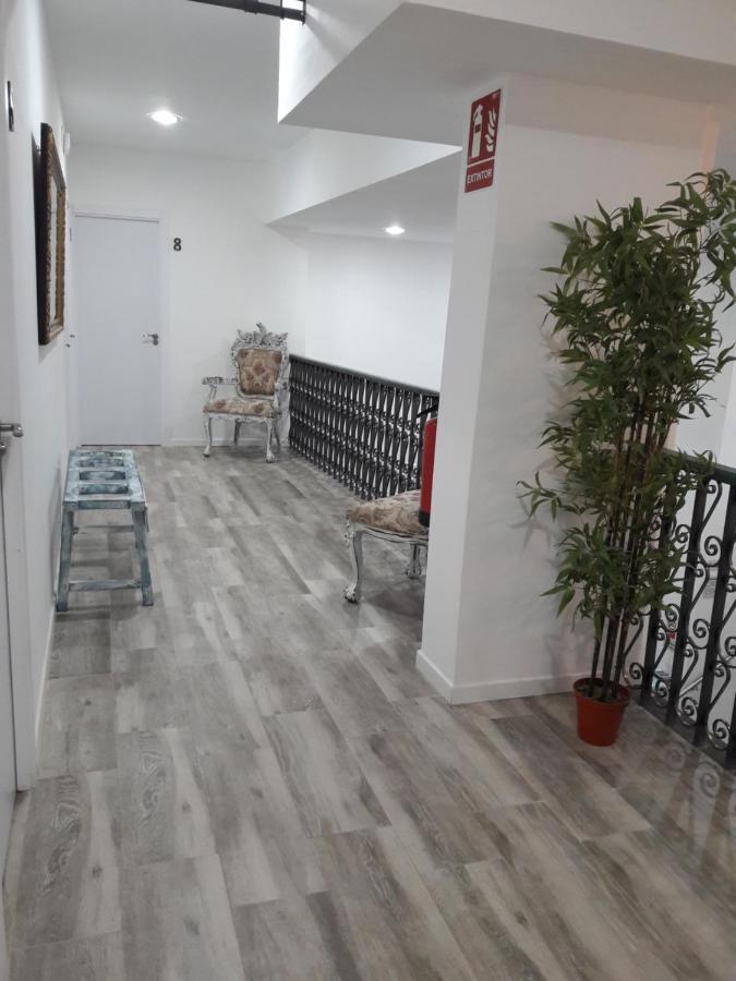 Palafox 23 Hostel Madrid Exterior photo